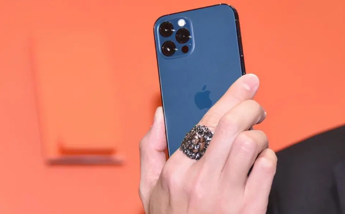 都江堰苹果手机维修分享iPhone12系列重启方法教程 